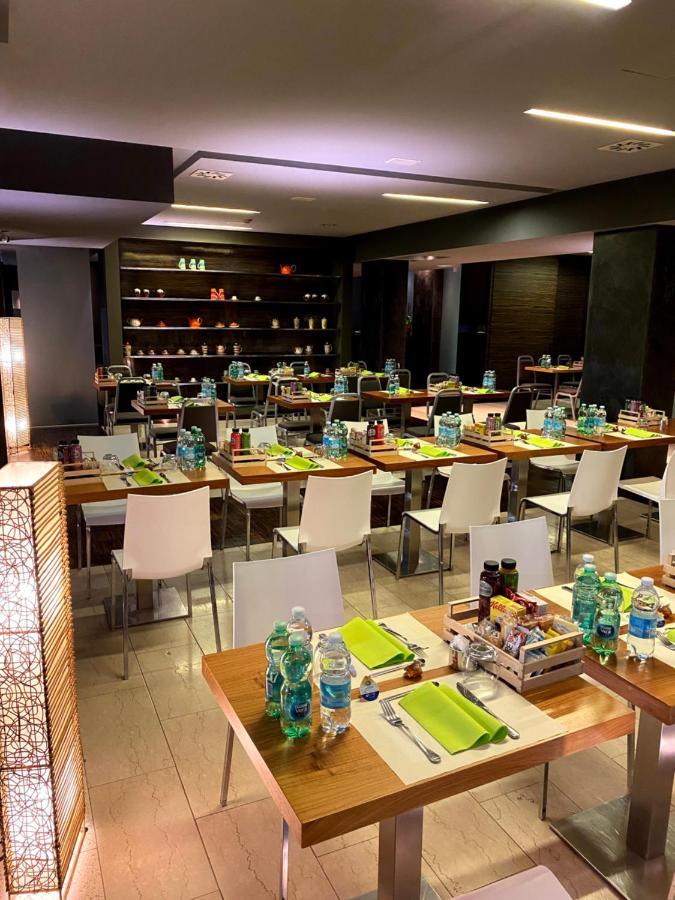 Bes Hotel Cremona Soncino Buitenkant foto