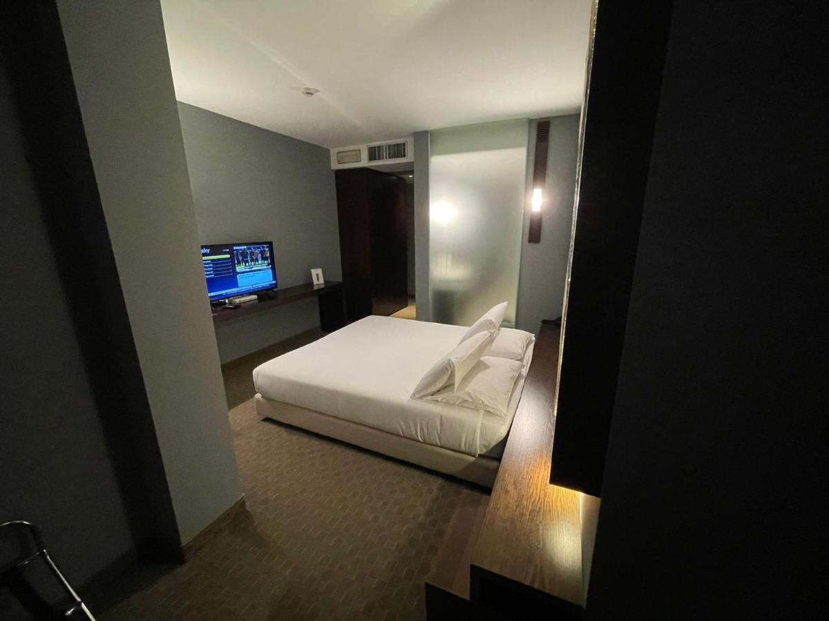 Bes Hotel Cremona Soncino Buitenkant foto